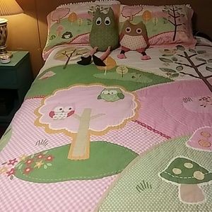 Pottery Barn Queen Quilts